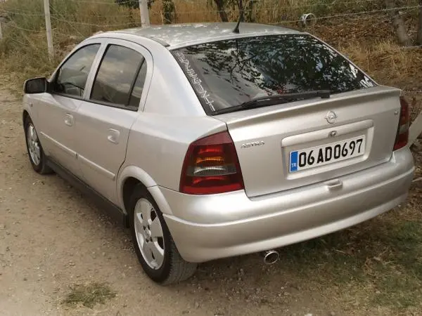 ASTRA G 2003