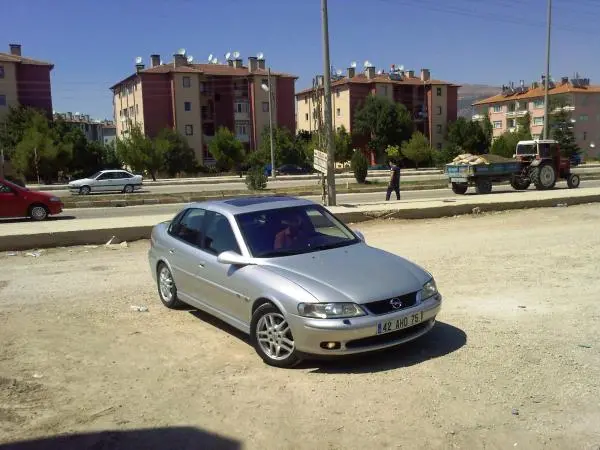 vectra 2.5 i sport v6